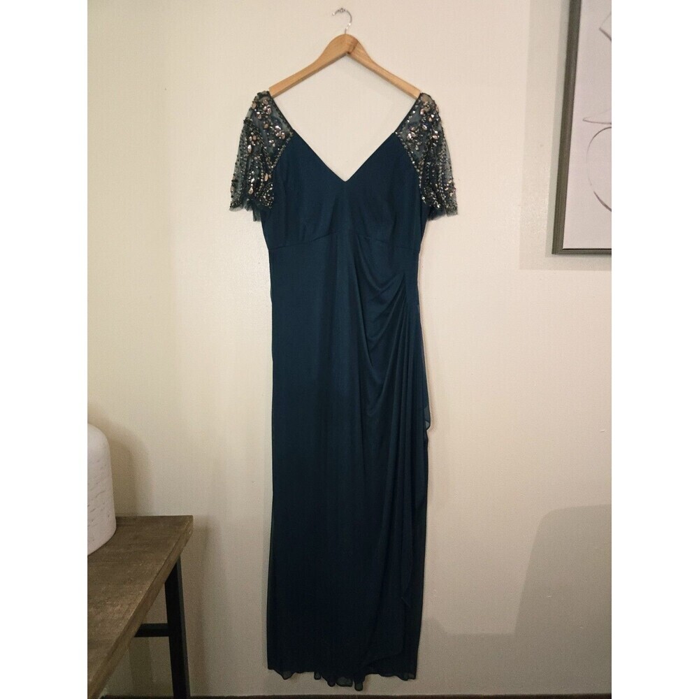 Xscape Emerald Green Formal Gown Size 18 Beaded Sleeve Ruched Evening - Picture 2 of 15